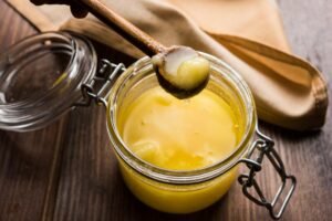 Read more about the article 5 Compelling Reasons to Incorporate Ghee into Your Monsoon Diet